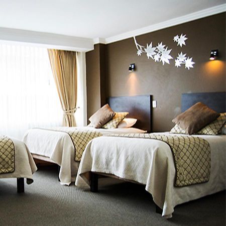 Hotel Novalux Ambato Buitenkant foto